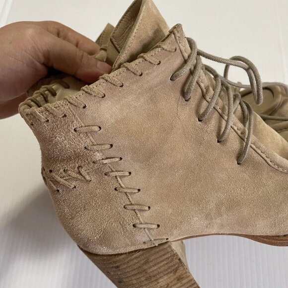 STUART WEITZMAN Wallawalla Lace-Up Ankle Boots Natural Size 8W - Picture 15 of 16